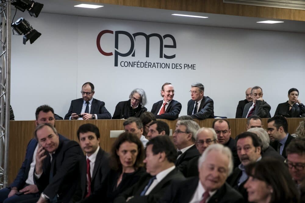 ©Vincent Isore/IP3 ; Trophées des entrepreneurs positifs : six entreprises azuréennes mises à l’honneur _FRANCE ONLY_ (MaxPPP TagID: maxnewsfrthree856185.jpg) [Photo via MaxPPP] - Les candidats a l election présidentielle repondent aux questions...