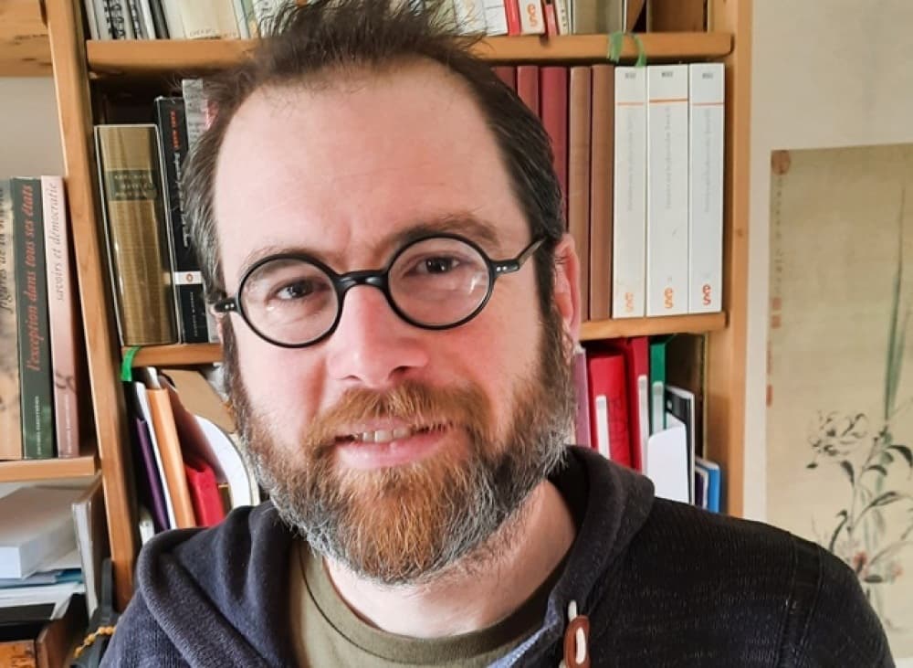 Clément Carbonnier dirige un axe de recherche sur les politiques socio-fiscales au sein du laboratoire LIEPP à Sciences-Po Paris. Il a également été conseiller scientifique au Conseil d'analyse économique entre 2012 et 2019.