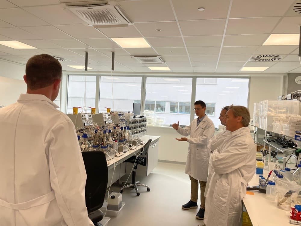 Nicolas Coudurier - Chief Executive Officer (Biocodex) Jean-Patrick Hennebelle - Business Development Officer (Biocodex) Sam Possemiers CEO (MRM) Jonas van hove (MRM)