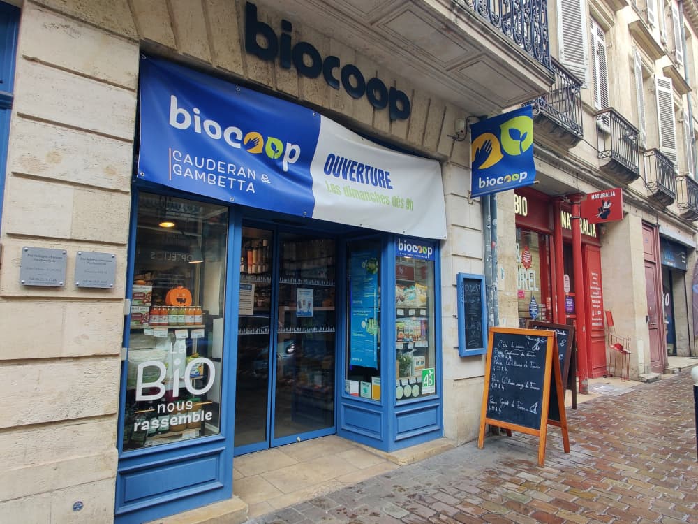 Porté par des enseignes telles que Biocoop, Naturalia, La Vie Claire ou So Bio, le marché de la bio retrouve des couleurs après trois années difficiles.