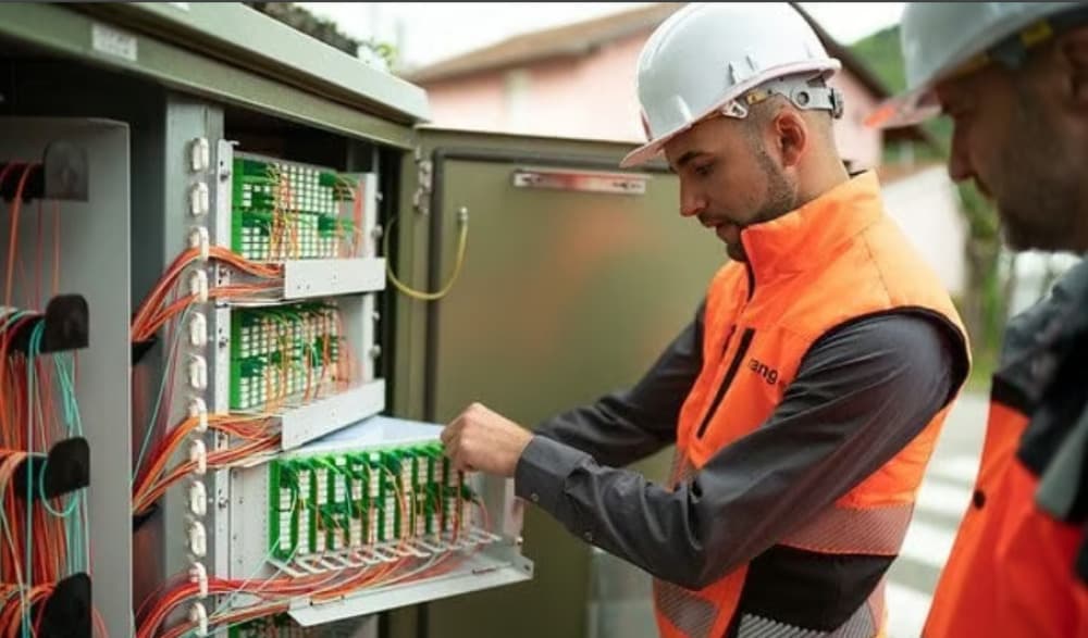 Orange, déploiement de la fibre.