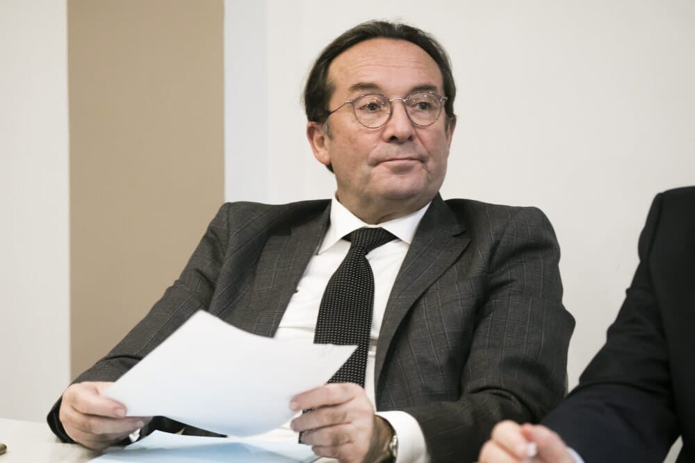 ©Vincent Isore/IP3 ; Paris, France le 27 Novembre, 2019 - Les 7 Departements d ile-de-France et la Ville de Paris organisent une conference de presse pour denoncer les mensonges et refusent le racket organise par l État pour financer son desengagement...