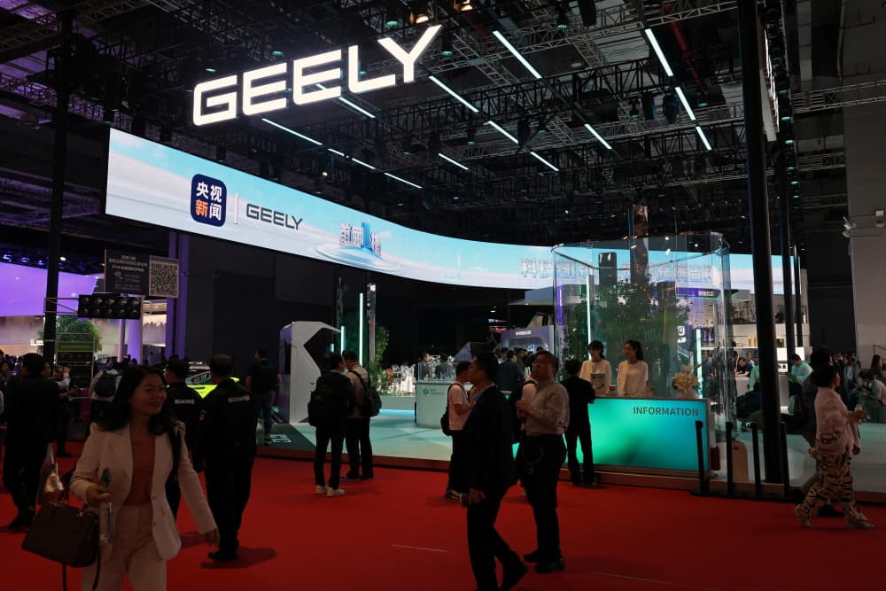 Renault et Geely ont annoncé ce lundi que le constructeur chinois va prendre 26,4% de Renault do Brasil, la très importante filiale brésilienne du Français.