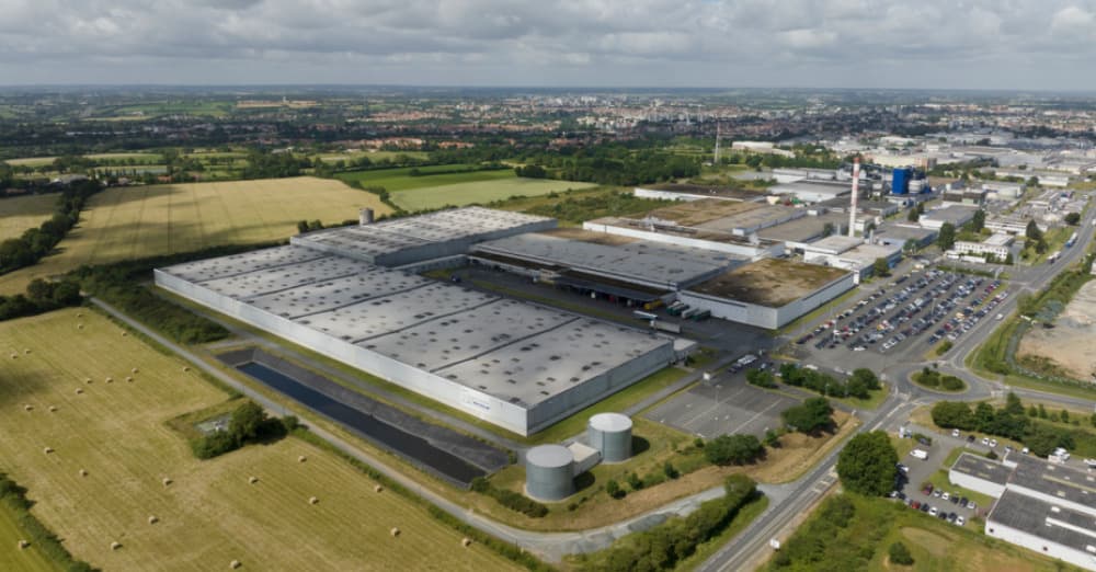 La fermeture de l'usine Michelin établie dans le Maine-et-Loire a entraîné la suppression de 947 emplois.