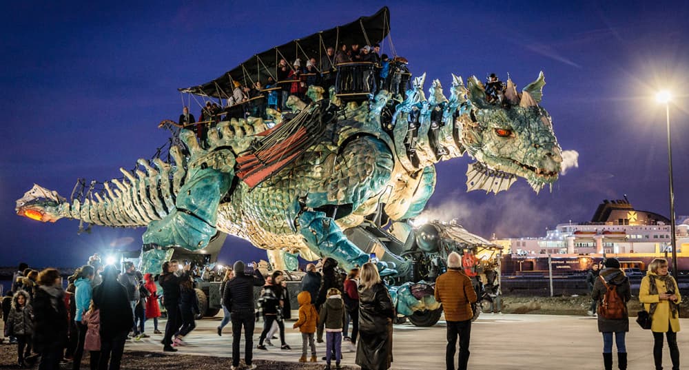 Le Dragon des mers est devenu, depuis son arrivée en 2019, l’un des symboles de Calais.
