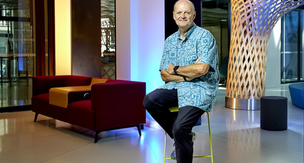 Luc Julia, directeur scientifique du groupe Renault, garde sur la pertinence des IA génératives