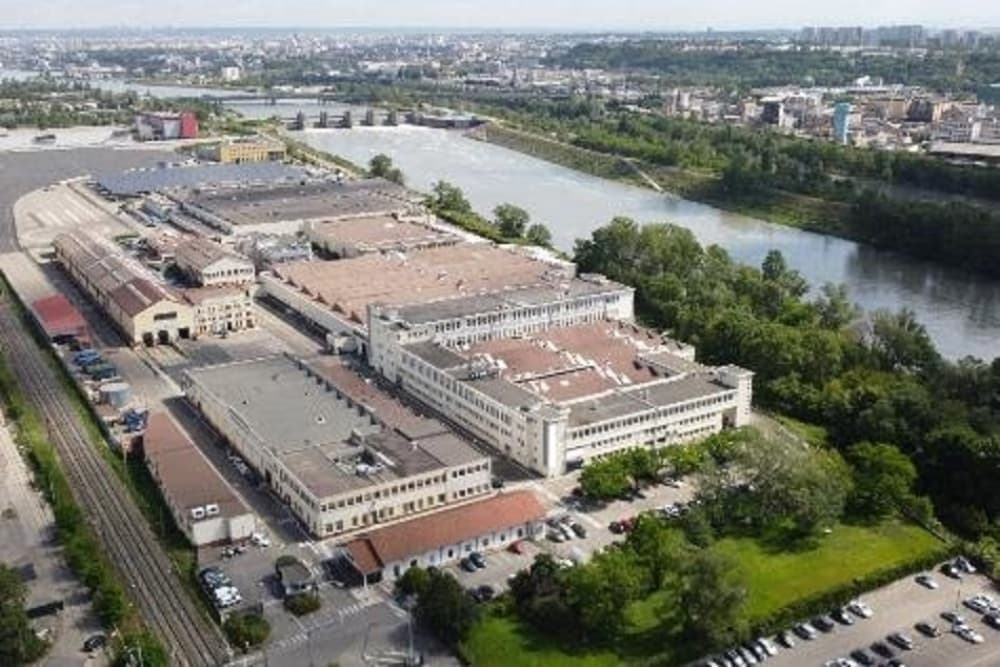 Si l'opération va bien à son terme, Jtekt Europe n'aura alors quasiment plus aucun actif en Europe, alors que le siège de son activité européenne se trouve pour l'heure près de Lyon.