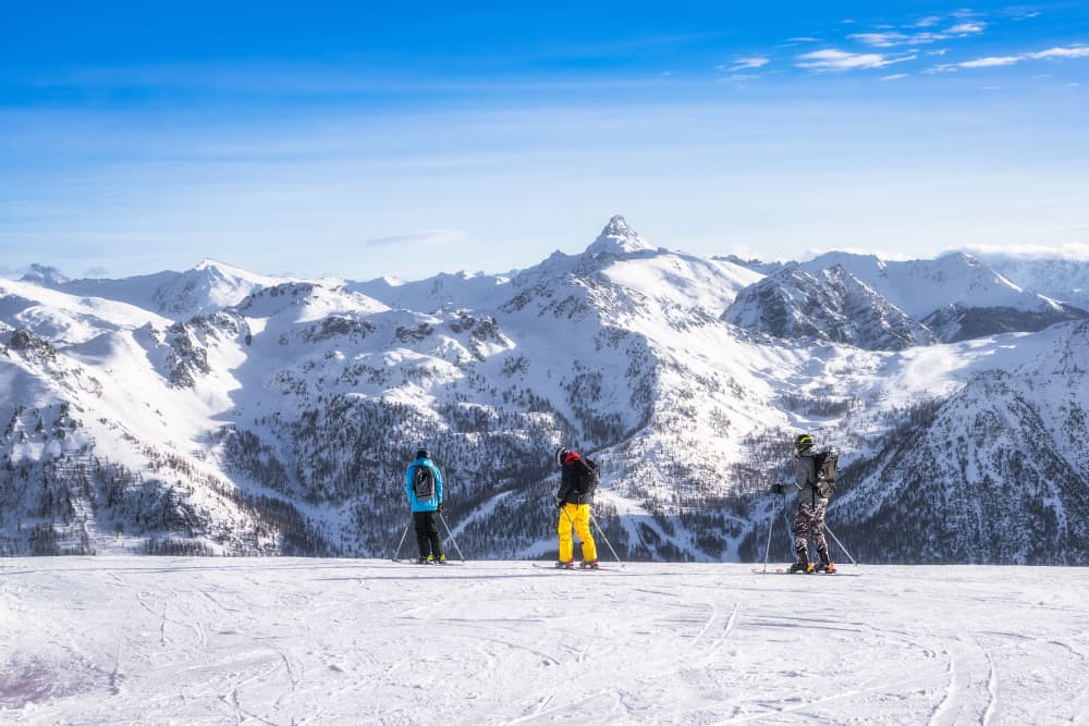 Découvrez 7 conseils clés pour organiser un séjour réussi à la montagne !