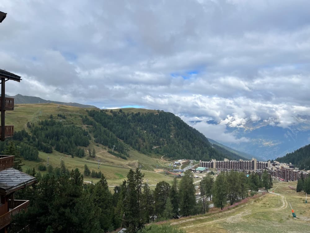 Les élus de montagne ont établi une série de 34 propositions qui devraient être regroupés ensuite sous la forme de 10 articles, au sein d'une proposition ou d'un projet de loi qui vise à être présenté début 2026 au sein de l'hémicycle.