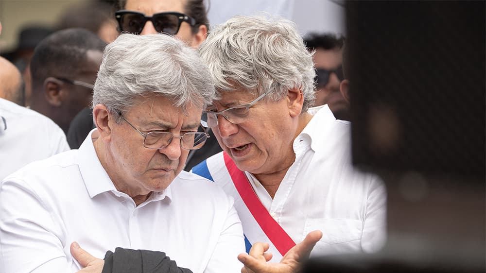 Alliés de longue date, Jean-Luc Mélenchon et Éric Coquerel continuent à entretenir un proximité en politique comme à la ville.
