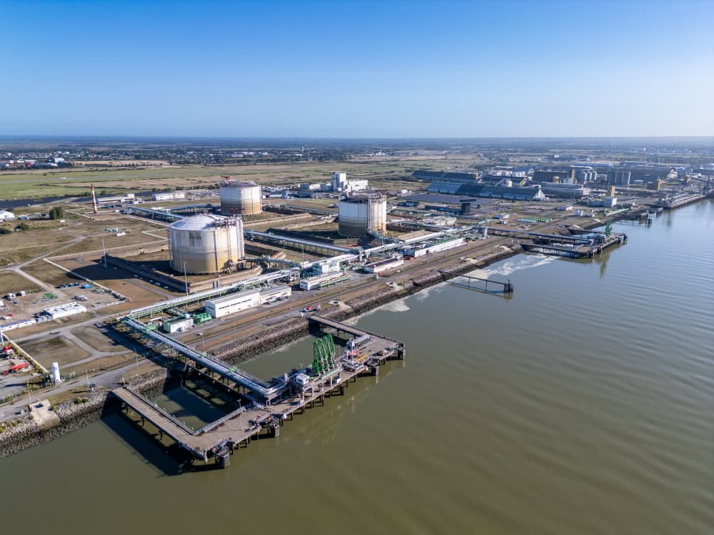 Sur la Loire, le terminal méthanier de Montoir-de-Bretagne va devenir une plaque tournante du CO2.