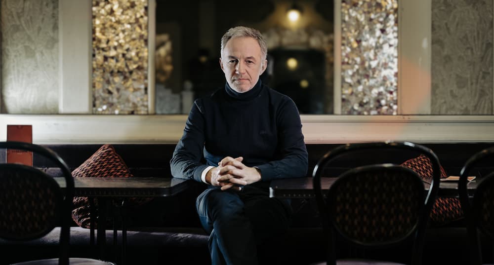 Emmanuel Grégoire à Paris, en décembre 2025.