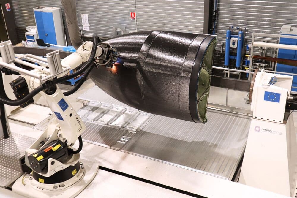 Mecano ID s'est lancée dans la production de coiffe spatiale.