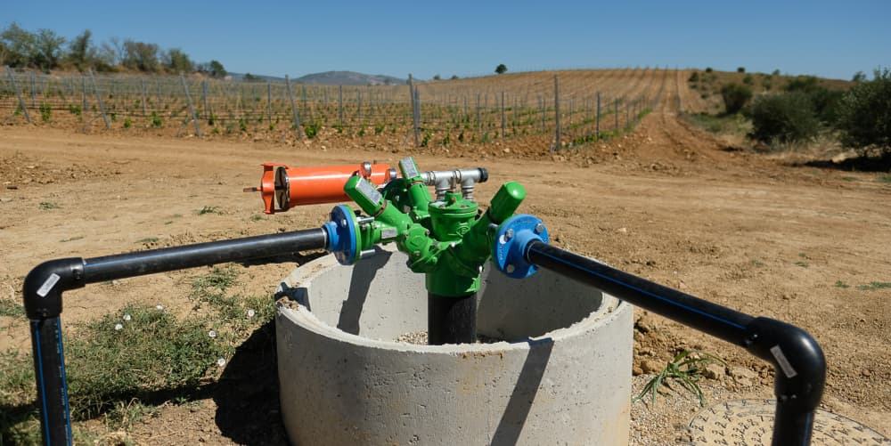 En 2026, l'amélioration du maillage des réseaux d’irrigation de la basse vallée de l’Agly, une des zones les plus durement touchées par la sécheresse des Pyrénées-Orientales, est une priorité.