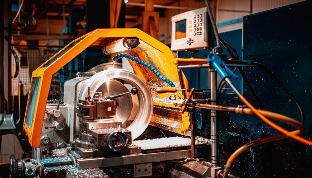 Au-delà des investissements matériels, CLM Industrie opère une transformation de son modèle économique.