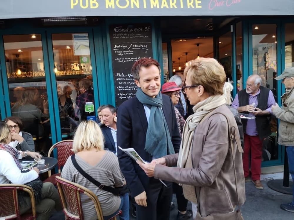 Pierre-Yves Bournazel propose un plan en dix points incluant la création de trois lignes de bus express, l'ouverture nocturne des métros automatiques le week-end et la sécurisation des rames par des agents de présence. Il prévoit également de...