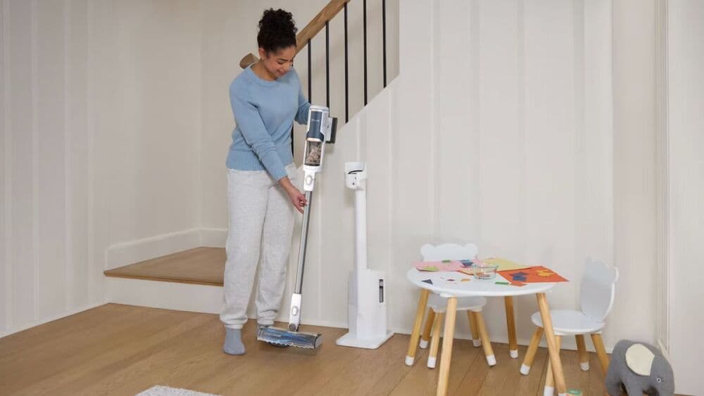 Léger, puissant et facile à utiliser, cet aspirateur sans fil Shark est conçu pour simplifier le ménage