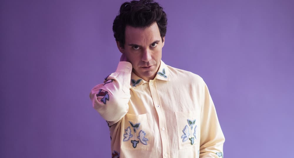 Mika revient avec un septième album, Hyperlove.