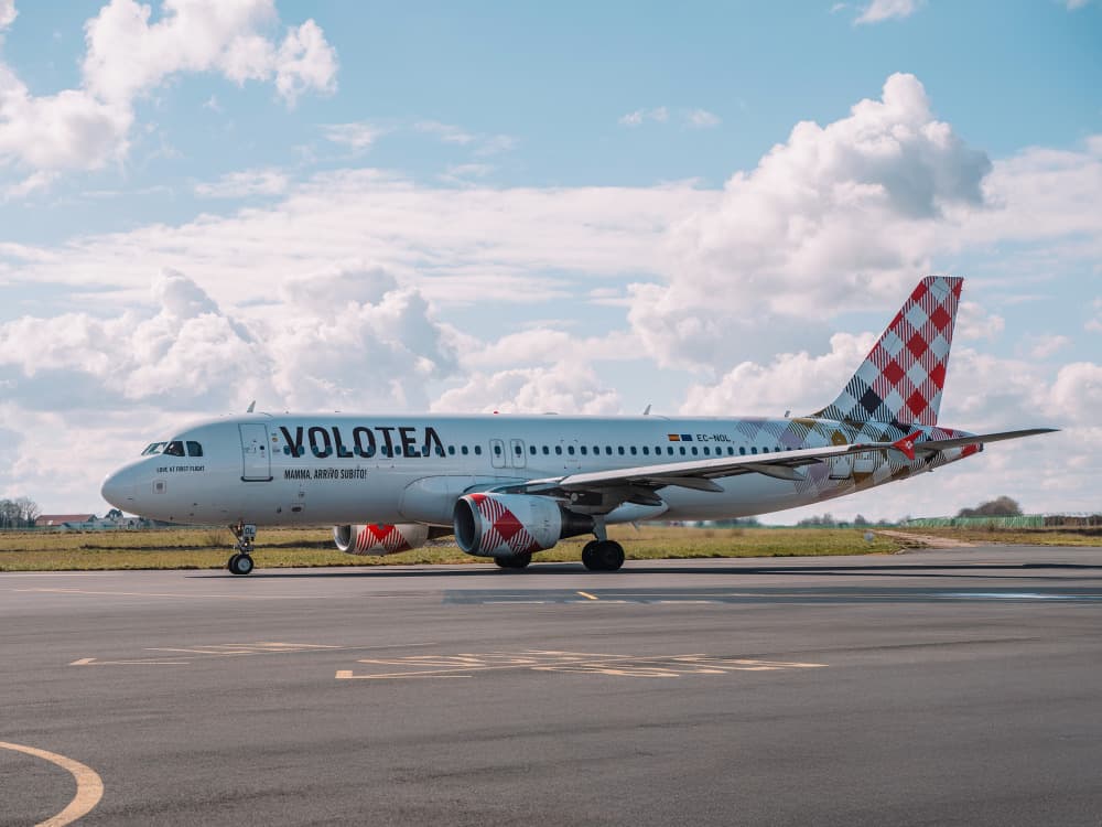 Dans le sillage du départ de Ryanair, la compagnie à bas coût Volotea prévoit d’augmenter de 20 % son offre au départ de Bordeaux en 2026 après, déjà, une forte croissance en 2025.