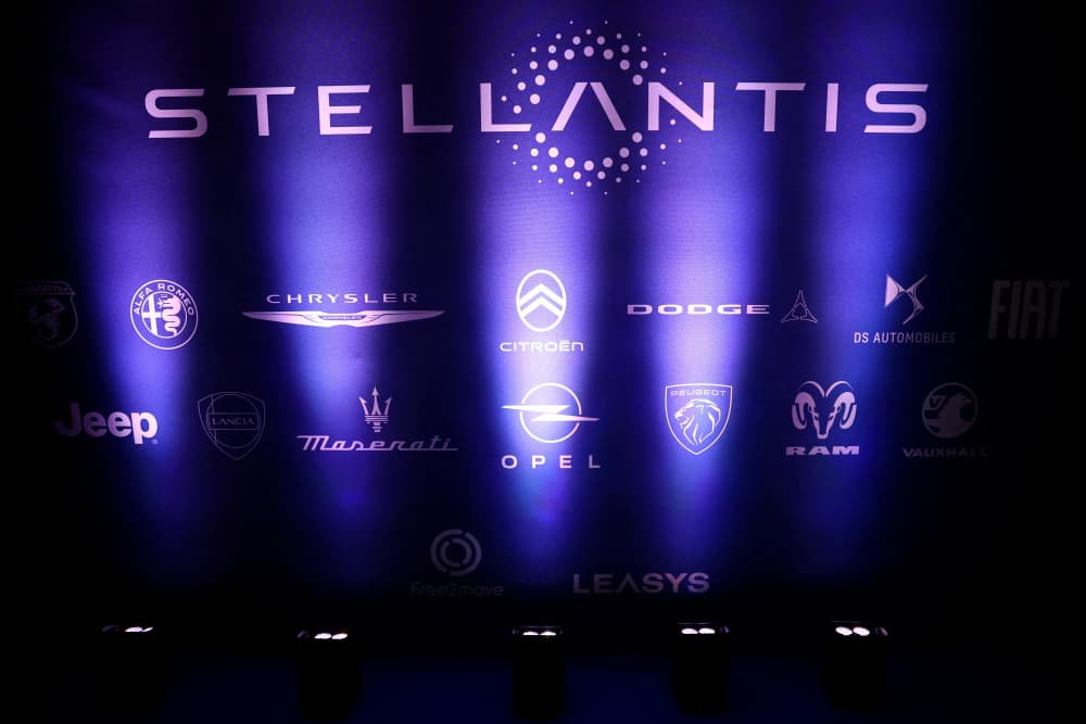 Stellantis reconnaît avoir surestimé la vitesse de la transition vers le 100 % électrique, ce qui a entraîné un décalage avec la demande du marché. En conséquence, les résultats financiers 2025 passent dans le rouge, empêchant le versement d'un...