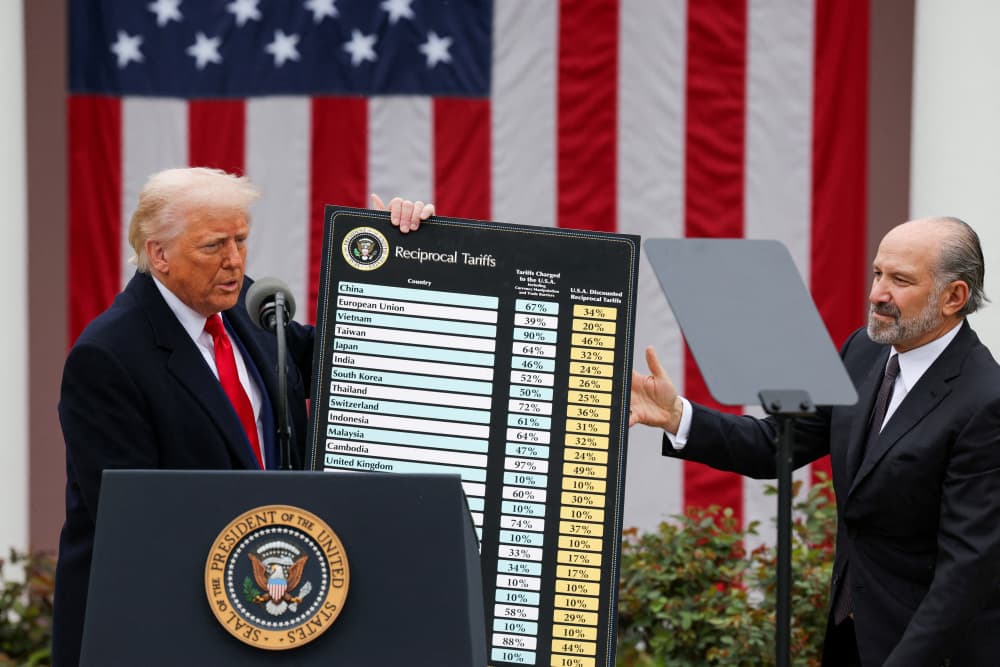 Selon la Fed de New York, la logique est simple : lorsque Washington relève ses barrières tarifaires, les prix payés par les importateurs américains augmentent d'autant.