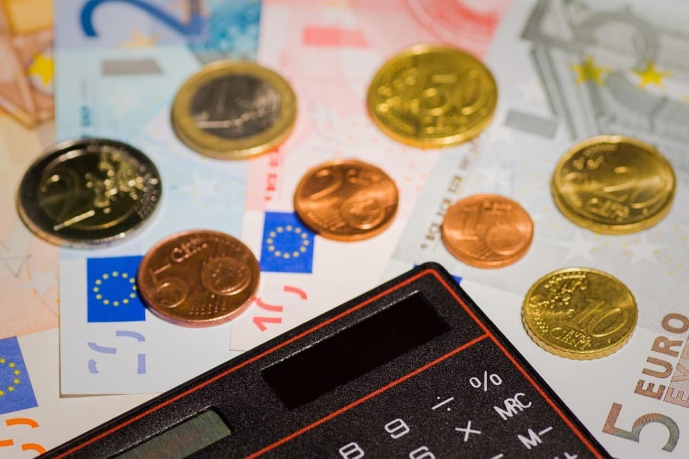 En 2025, seules dix banques pratiquaient la gratuité pour la tenue de compte, contre 53 en janvier 2011, d’après l’OTB (photo d’illustration).