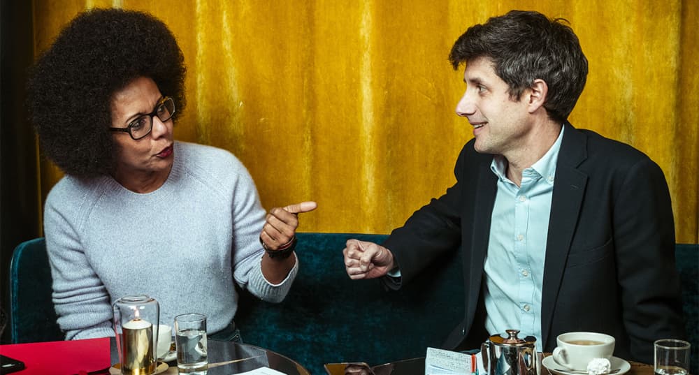 Entretien croisé entre Audrey Pulvar, ancienne journaliste et conseillère municipale à la mairie de Paris, et l'ancien ministre de l'Agriculture, Julien de Normandie.