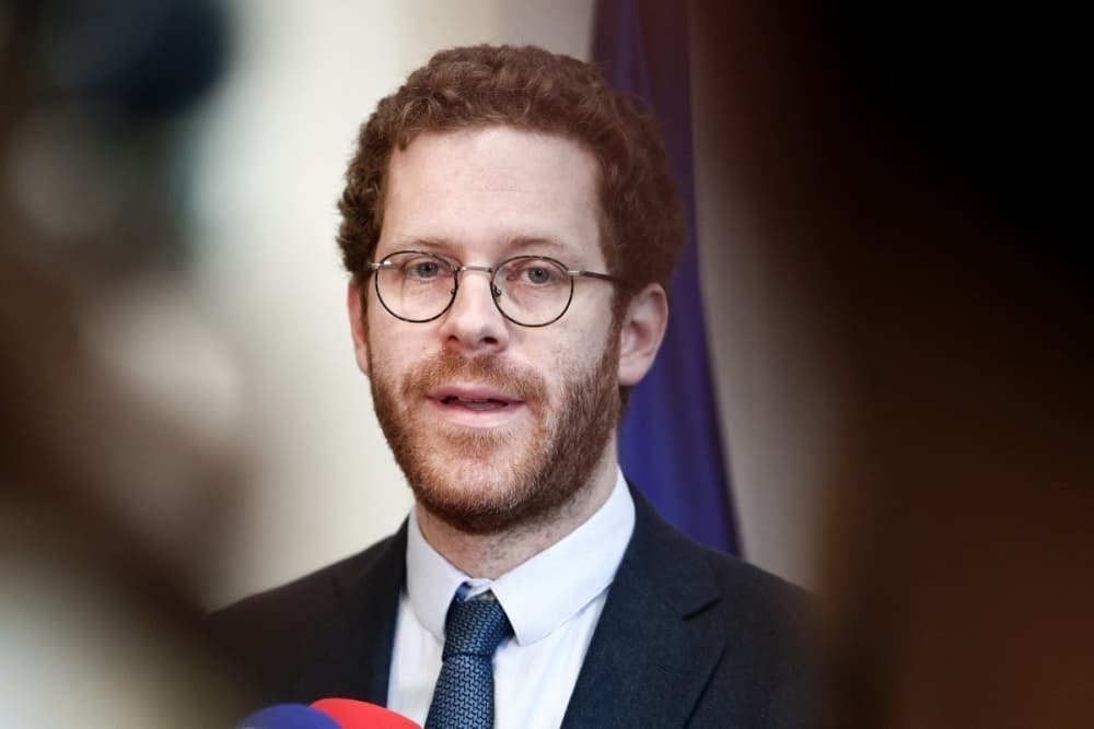 " On est assis sur un baril de poudre ", a reconnu David Amiel, ministre chargé des Comptes publics.