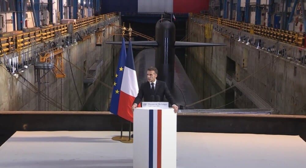 Emmanuel Macron à l'Ile Longue