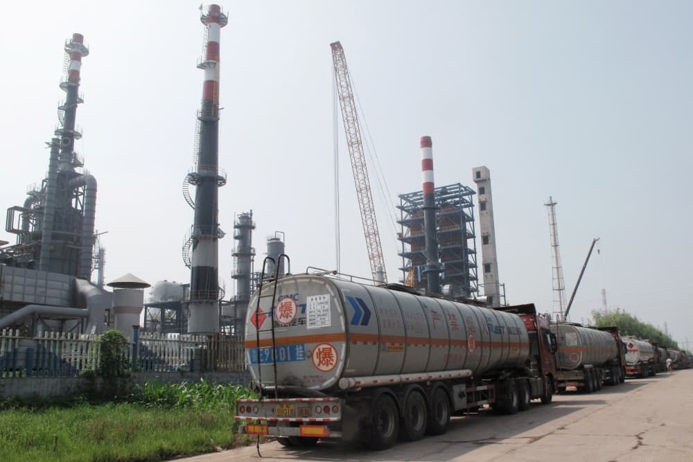 Une raffinerie du groupe pétrochimique Shandong Haiyou est visible dans le comté de Ju, province du Shandong, en Chine, le 25 juillet 2018. Photo prise le 25 juillet 2018.
