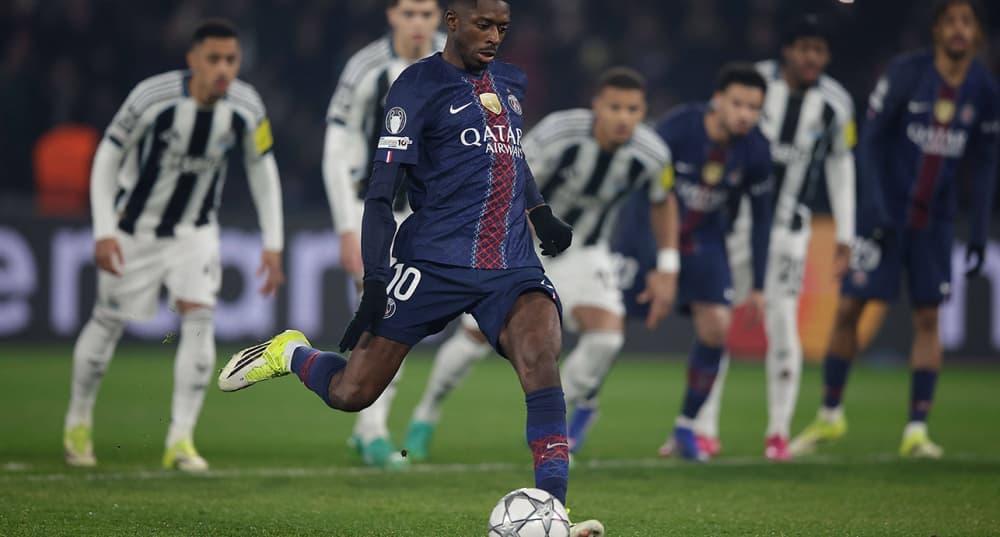 Ousmane Dembélé (Paris Saint-Germain) lors du match de Ligue des Champions contre Newcastle, le 28 janvier 2026, rate son penalty.