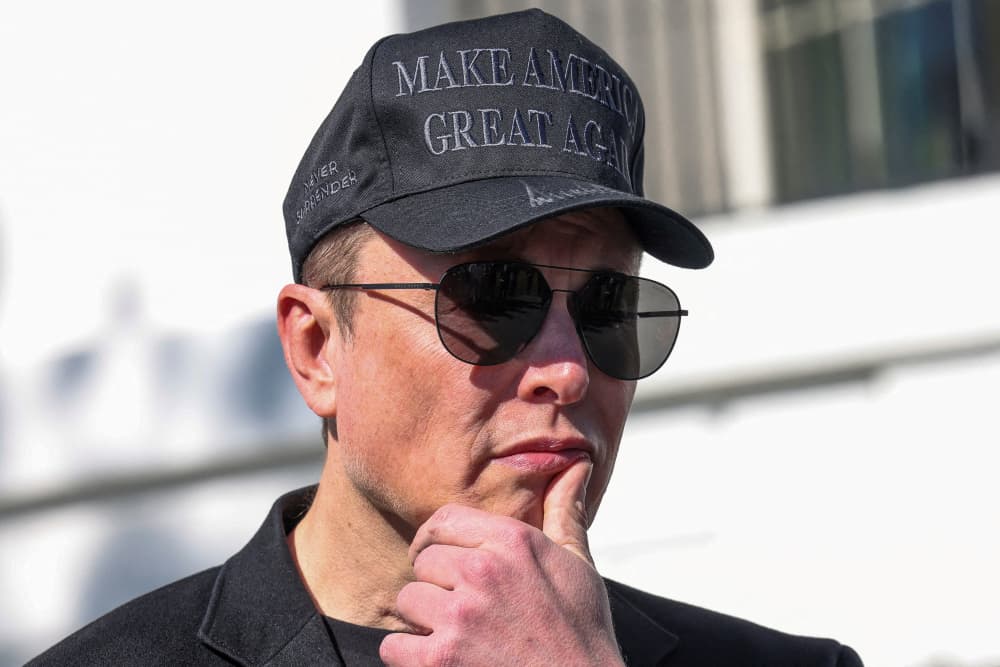 Elon Musk voit sa fortune s'envoler à 839 milliards de dollars selon Forbes. Porté par la fusion de ses actifs technologiques (Tesla, SpaceX, xAI), il creuse un écart historique avec ses poursuivants et s'affirme comme le pivot central de la nouvelle...