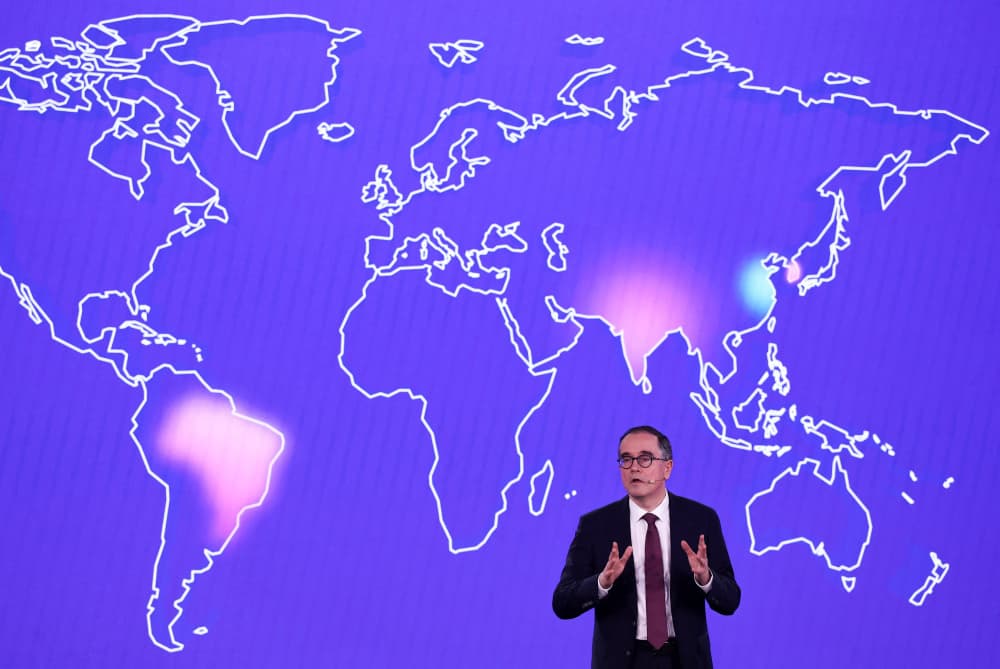 François Provost, directeur général de Renault, présente la nouvelle stratégie du groupe lors de l'événement FutuREady au Technocentre de Guyancourt, près de Paris, le 10 mars 2026.
