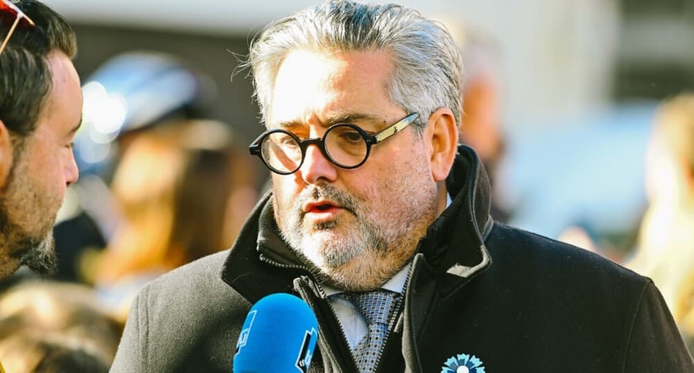 Le maire sortant de Clermont-Ferrand, Olivier Bianchi, est arrivé deuxième du premier tour avec 29,99 % des voix.