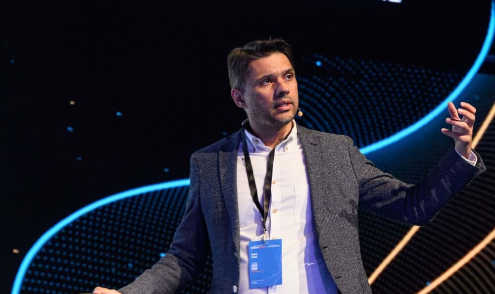 Rohit Patel, directeur Superintelligence Labs (Meta) lors d'EmTech Europe organisé par MIT Tech Review et Kathimeriní