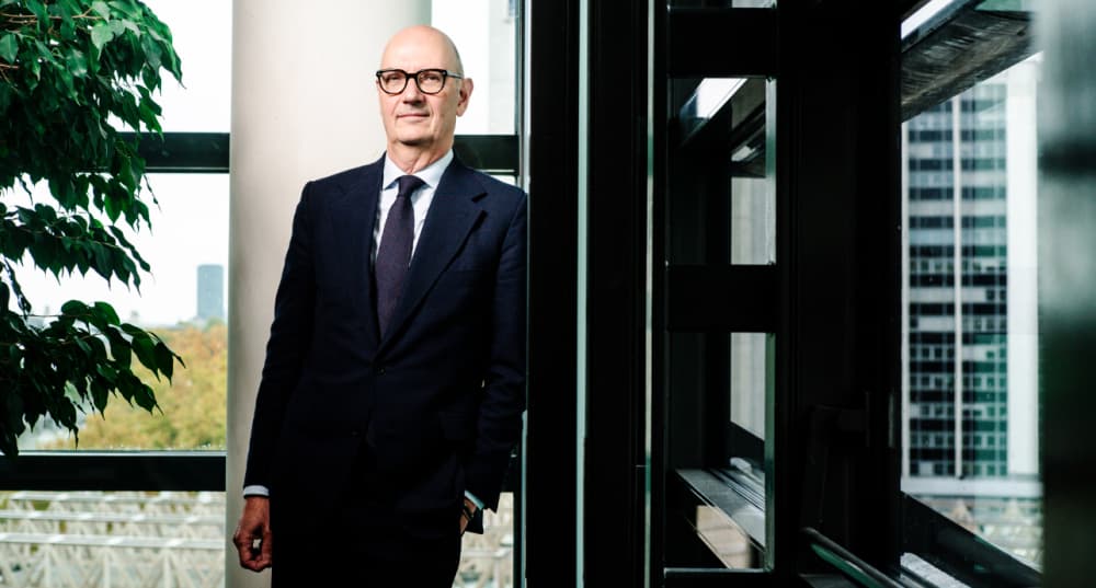 Roland Lescure, le Ministre de l'Économie, des Finances et de la Souveraineté industrielle, énergétique et numérique de France.