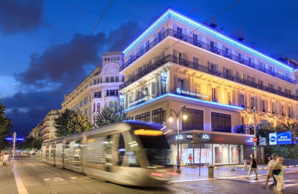 " On compte environ 150 transactions hôtelières par an sur la Côte d'Azur, dont 15 à 20 sur la seule ville de Nice ", Olivier Besançon, directeur d'investissement chez M Capital