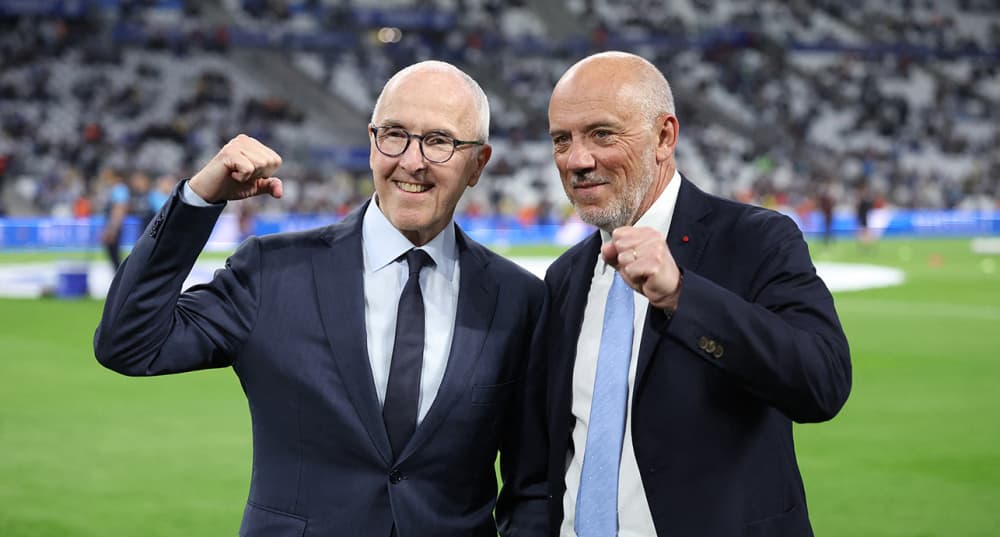 Frank McCourt, propriétaire de l'Olympique de Marseille, et Stéphane Richard, président du club, le 10 avril 2026.