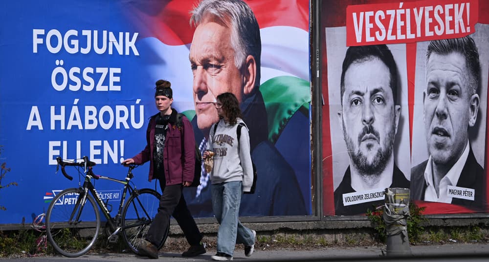 Pour la première fois depuis son retour au pouvoir en 2010, Viktor Orbán pourrait perdre son poste de Premier ministre à l'issue des élections législatives du 12 avril.
