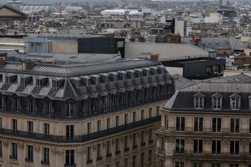 A Paris, faire installer des volets nécessite l'autorisation des architectes des bâtiments de France.
