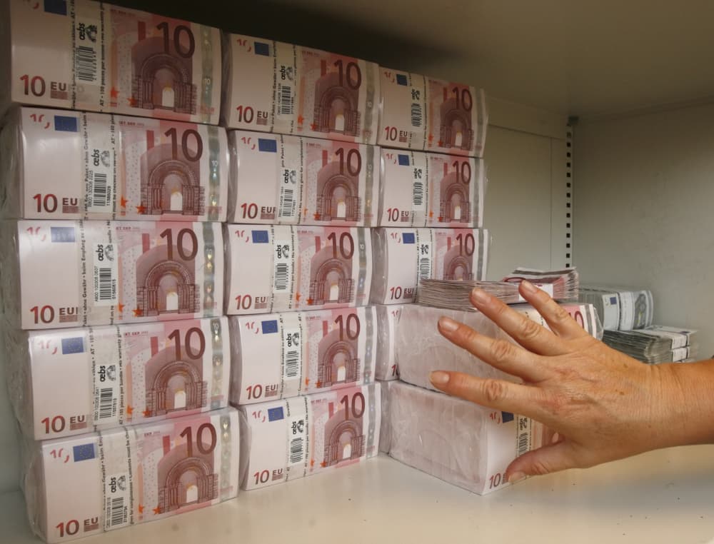 À l'échelle des 27 États membres, l'ABE recense 2.266 banquiers percevant une rémunération supérieure à un million d'euros en 2024.