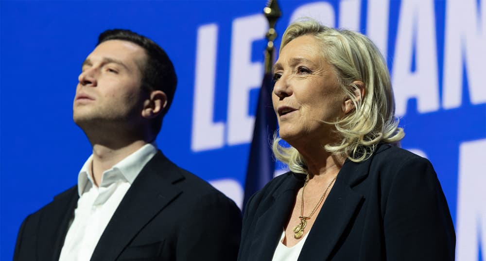 Jordan Bardella et Marine Le Pen à la suite des résultats du premier tour des élections municipales de France 2026, à Châlons-en-Champagne, le 18 mars 2026.