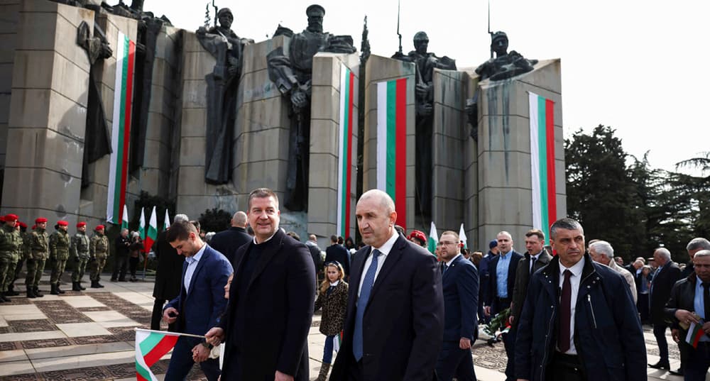 L'ancien président bulgare Rumen Radev participe aux cérémonies organisées à l'occasion de la Journée de la libération de la Bulgarie à Stara Zagora, le 3 mars 2026.