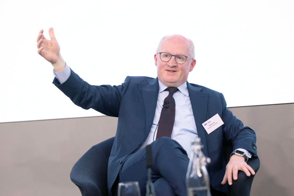 L'extension de l'émission de dette publique commune au sein de l'Union européenne (UE) nécessite une confiance politique entre les gouvernements et une discipline budgétaire au niveau national, a déclaré mercredi Philip Lane, chef économiste de la...