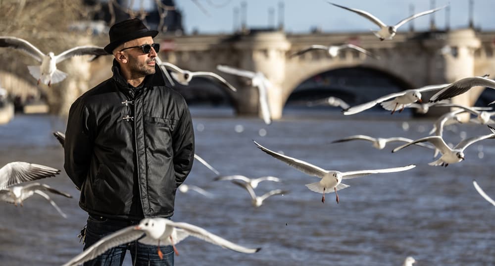 Le plasticien JR, à Paris.