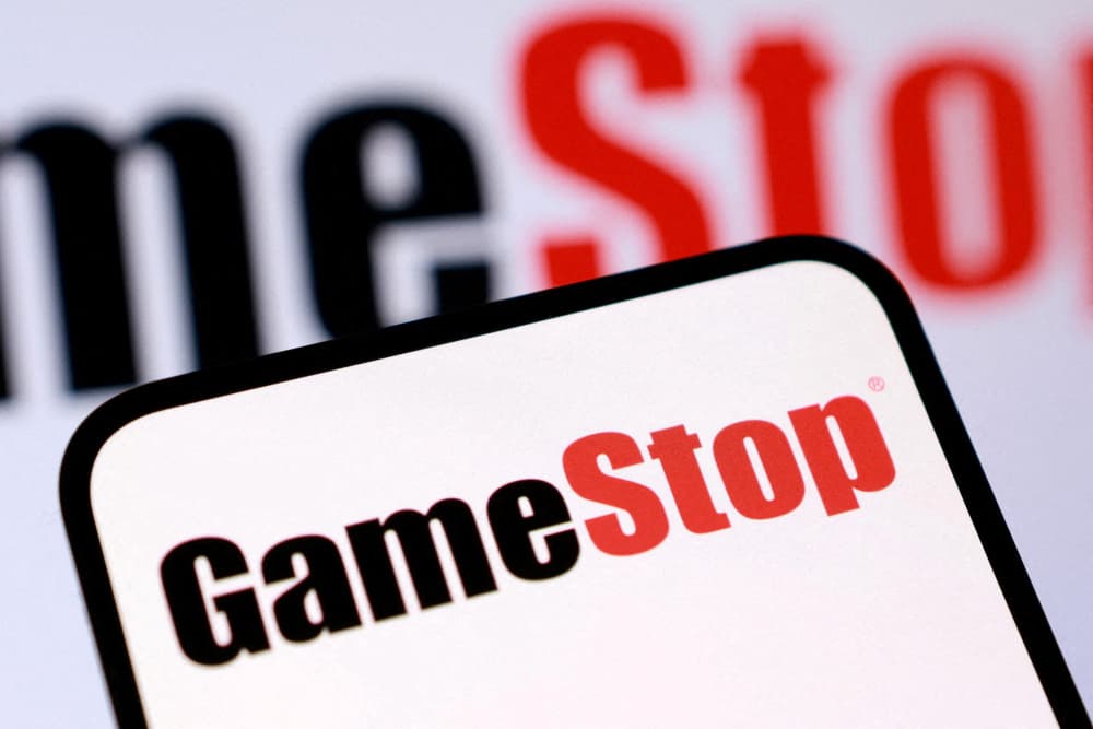 La chaîne américaine de magasins de jeux vidéo GameStop a adressé dimanche au site de vente sur internet eBay une offre de rachat non sollicitée portant sur environ 55,5 milliards de dollars pour "en faire un vrai concurrent" du géant Amazon.