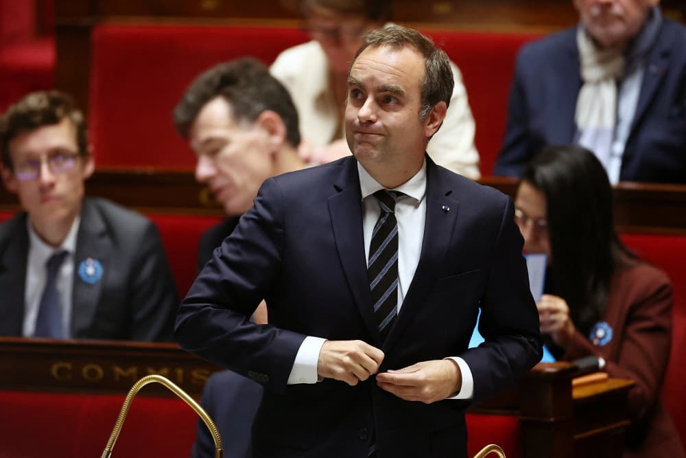 Le Premier ministre Sébastien Lecornu va devoir faire évoluer les dispositifs de soutien à l'activité dans l'Hexagone en raison des conséquences économiques de l'enlisement du conflit iranien.