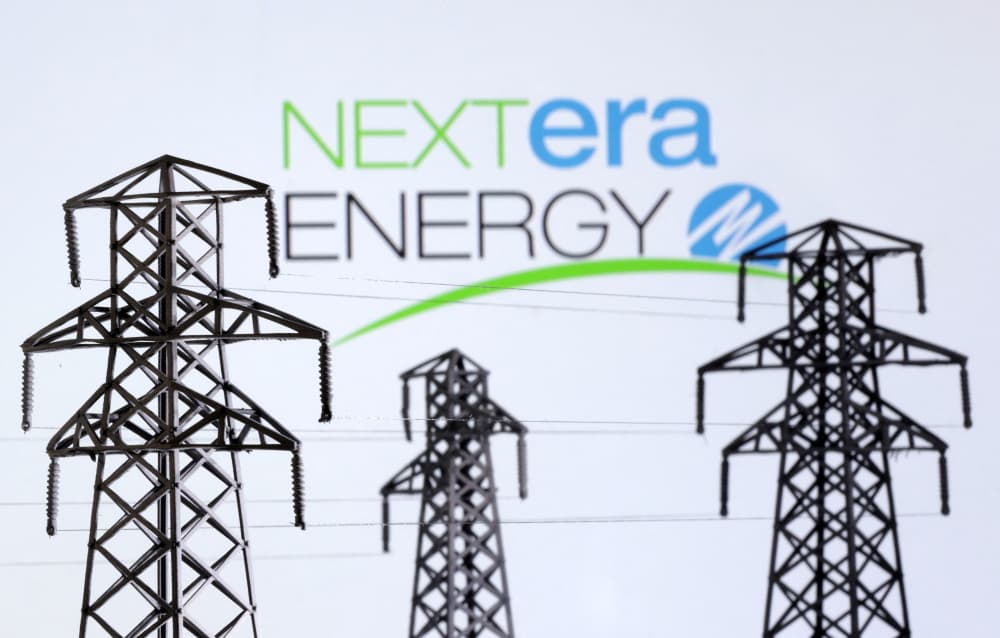 Les centres de données utilisés pour entraîner et faire fonctionner les modèles d'IA générative nécessitent des capacités électriques gigantesques et un approvisionnement constant.