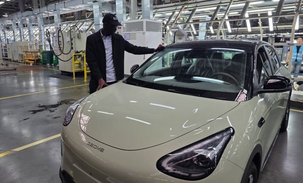 Le gouvernement sénégalais vise 37 000 véhicules électriques sur ses routes d'ici 2030, soit environ 15 % du parc automobile national.