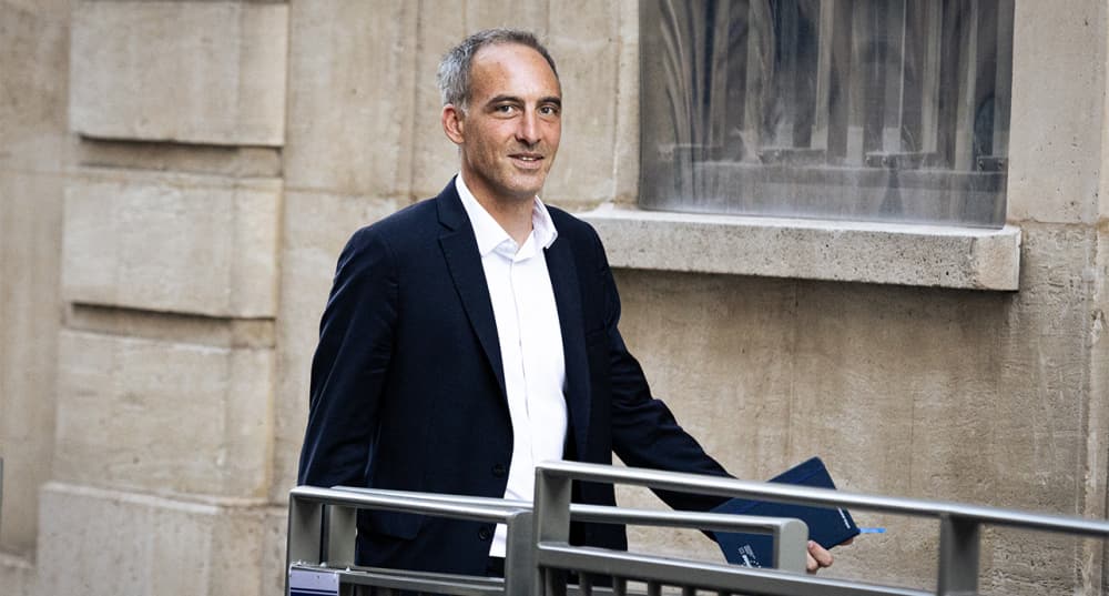 Raphaël Glucksmann en septembre 2025 à Paris.